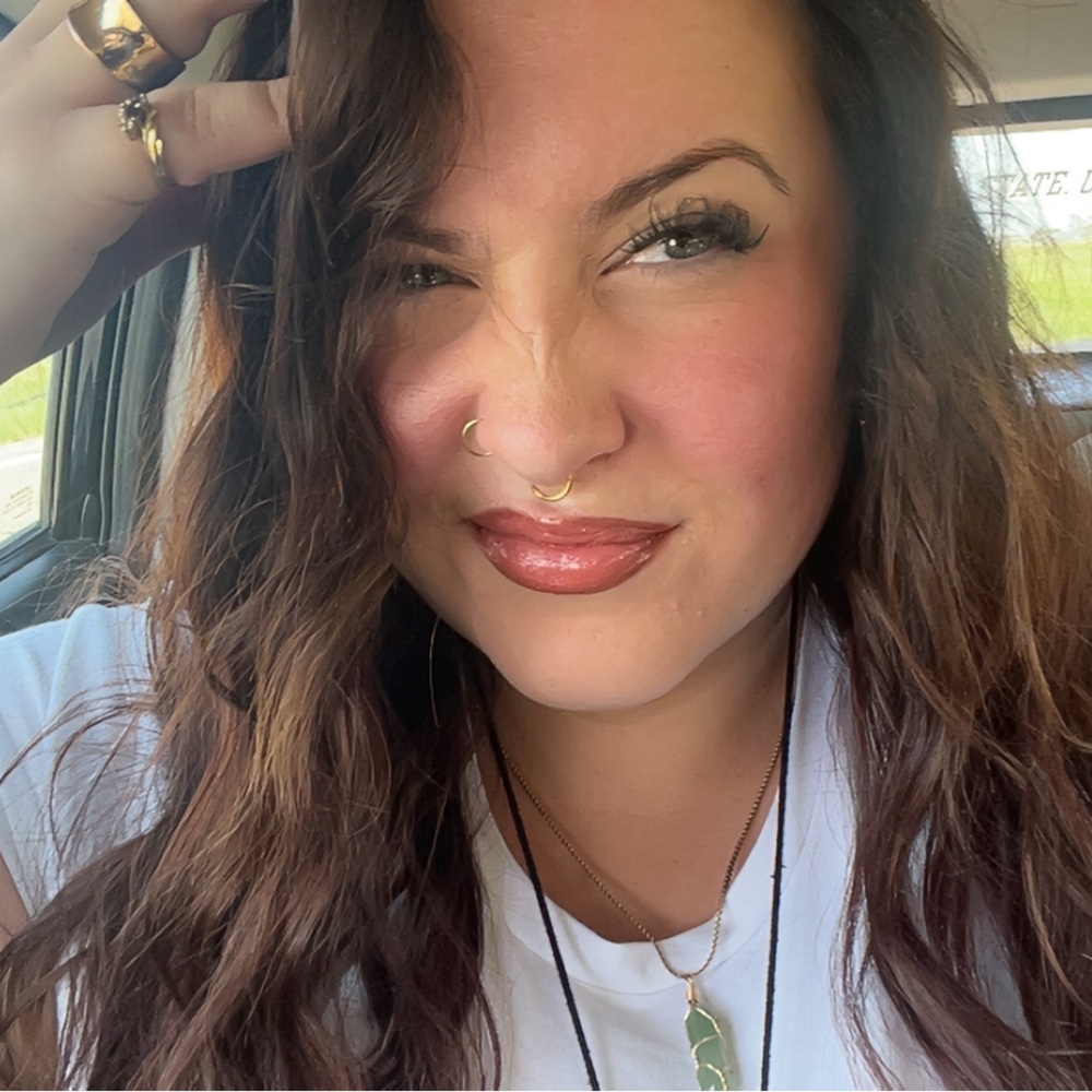 Meet your Posher, Kara